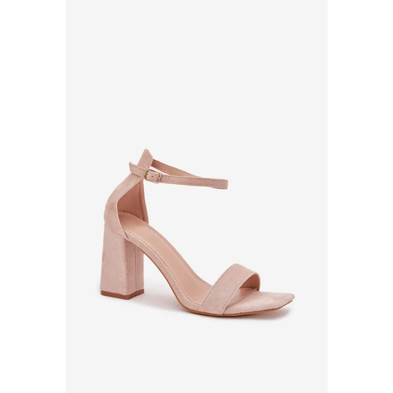 Magassarkú szandál model 215702 Step in style