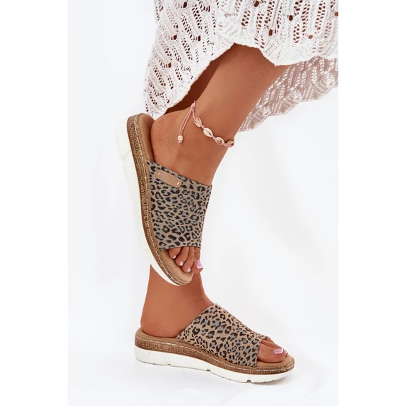 Papucs model 215971 Step in style