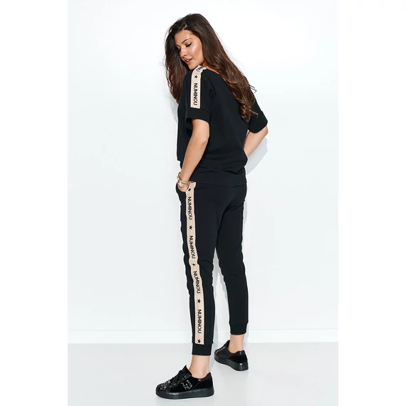 Együttes model 162253 Numinou