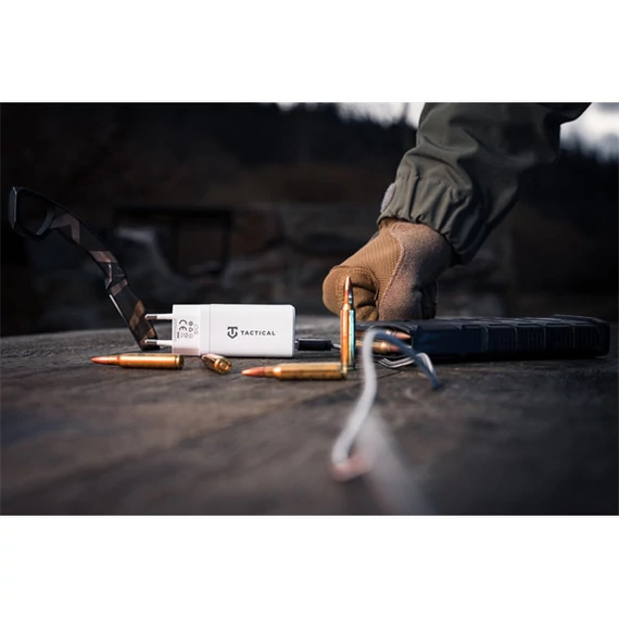 Tactical FlashBang hálózati gyorstöltő adapter 2xUSB-C + 1xUSB-A, 65W, fehér