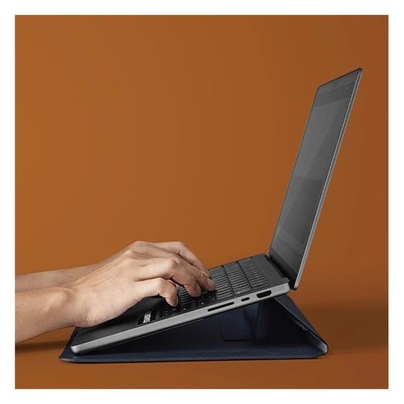 Uniq Oslo Laptop táska kihajtható kártyatartóval, ( max 14